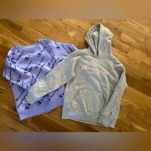 Girls Champion Sweatshirts. Youth Large